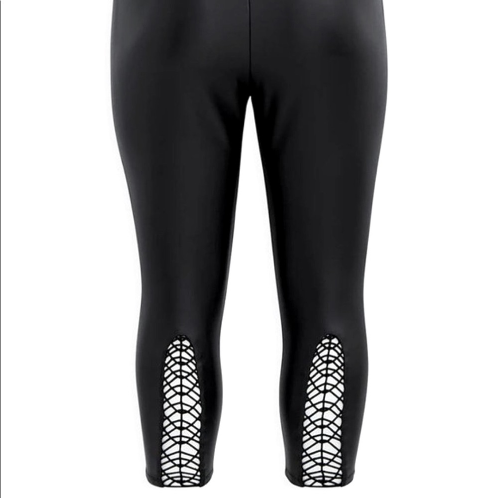 KNEE HIGH LEGGINGS TORRID size 18/20